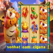 sonhar com cigana lendo cartas